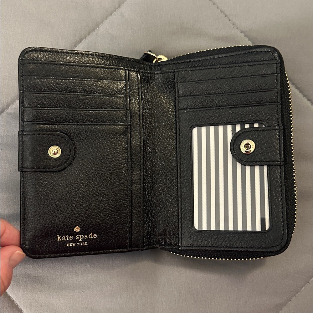 Kate Spade Wallet - Picture 2 of 4